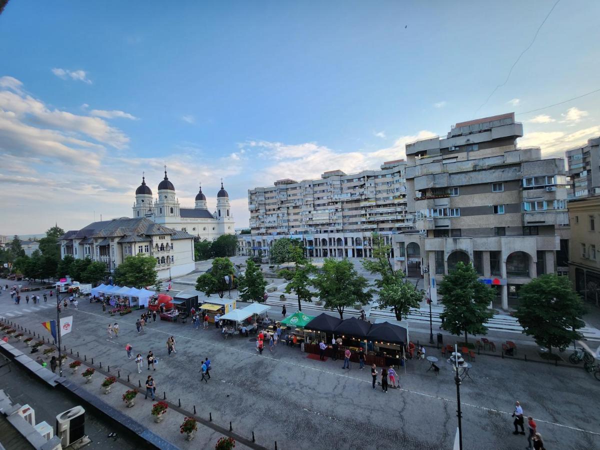 Stefan Cel Mare Boulevard Pedestrian Street Palas Jászvásár Kültér fotó