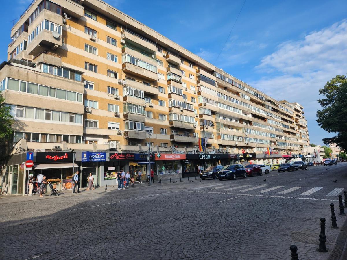 Stefan Cel Mare Boulevard Pedestrian Street Palas Jászvásár Kültér fotó